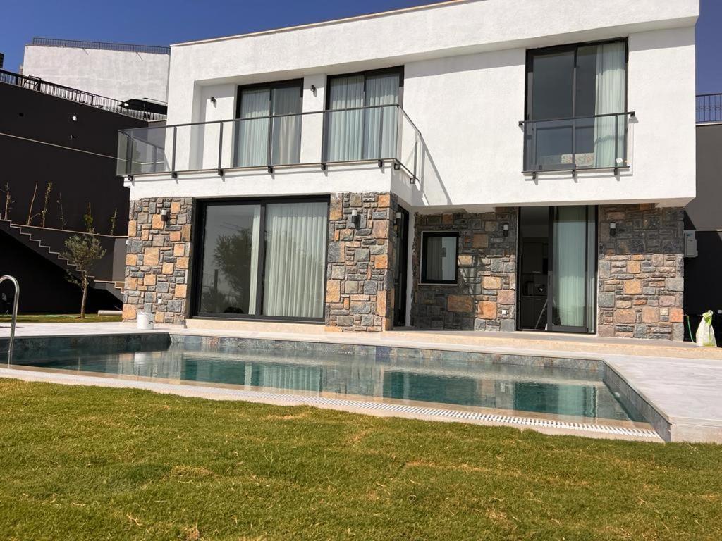 Ibak Apartments Gumusluk Exterior photo